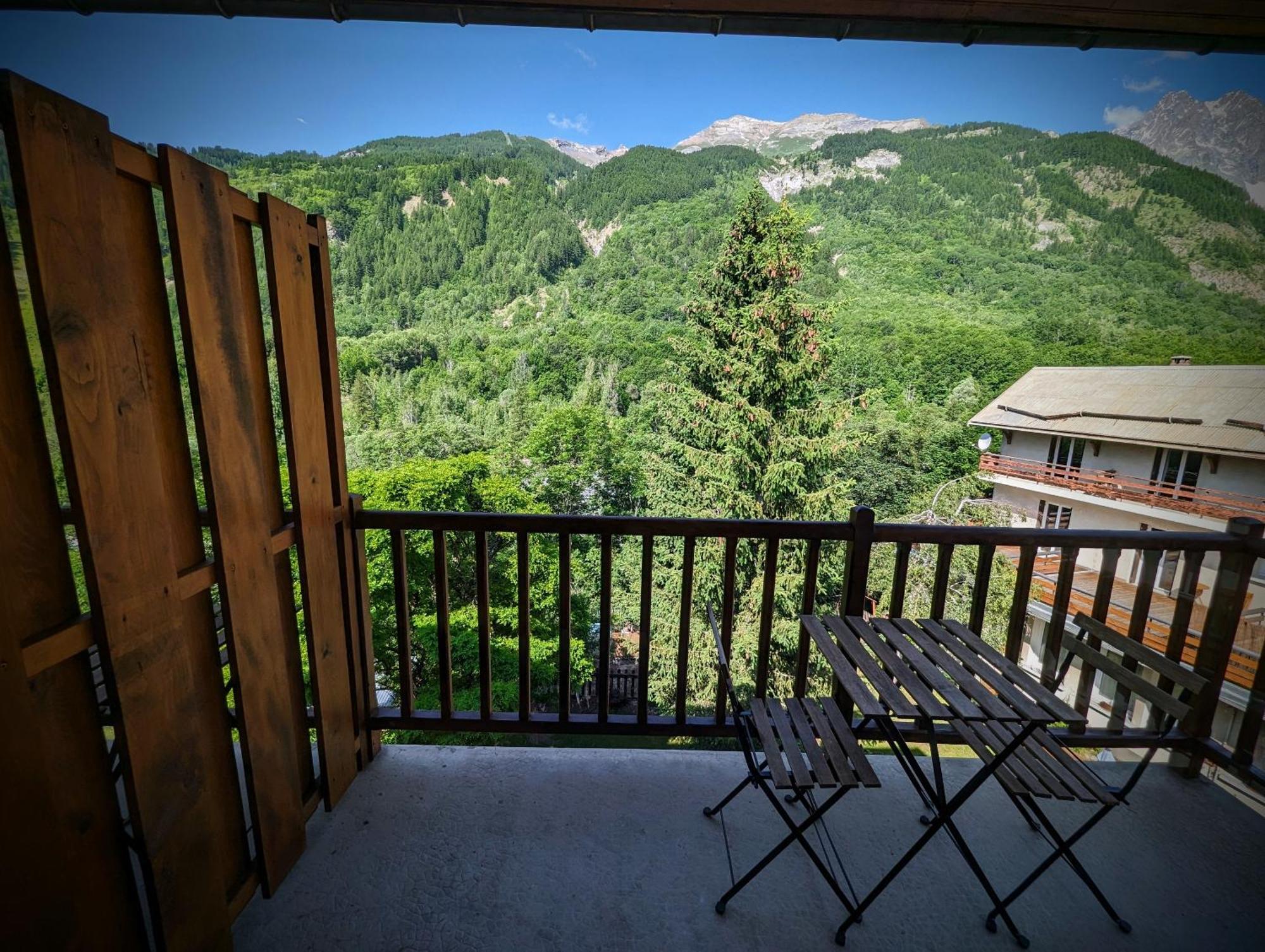 Auberge Saint Antoine Pelvoux 部屋 写真